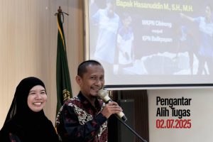 Bertempat di ruang serbaguna Kusumah Aatmaja, dilaksanakan acara pengantar alih tugas Bapak Hasa Bertempat di ruang serbaguna Kusumah Aatmaja, dilaksanakan acara pengantar alih tugas Bapak Hasa